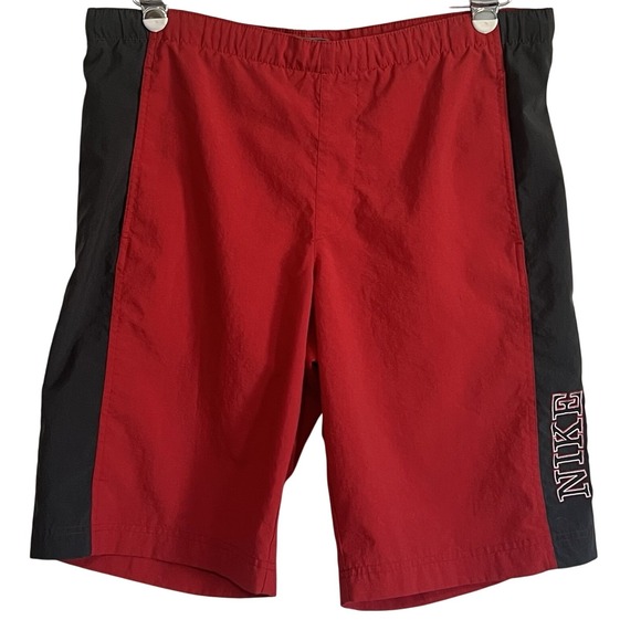 Nike Men's Swim Trunk Board Shorts Red Black "NIKE" logo Size M Lined Mesh - Picture 1 of 9